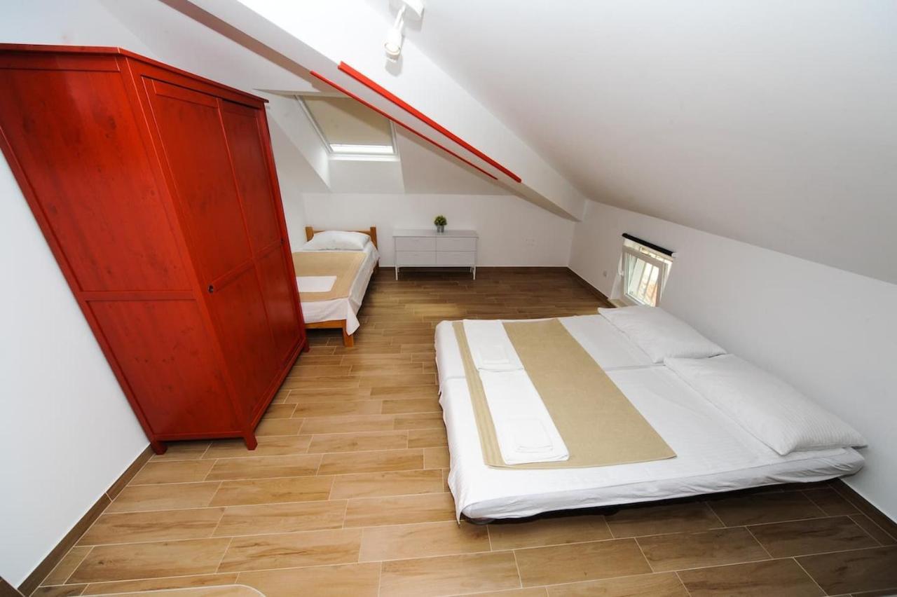 Apartment Avada Novalja Buitenkant foto