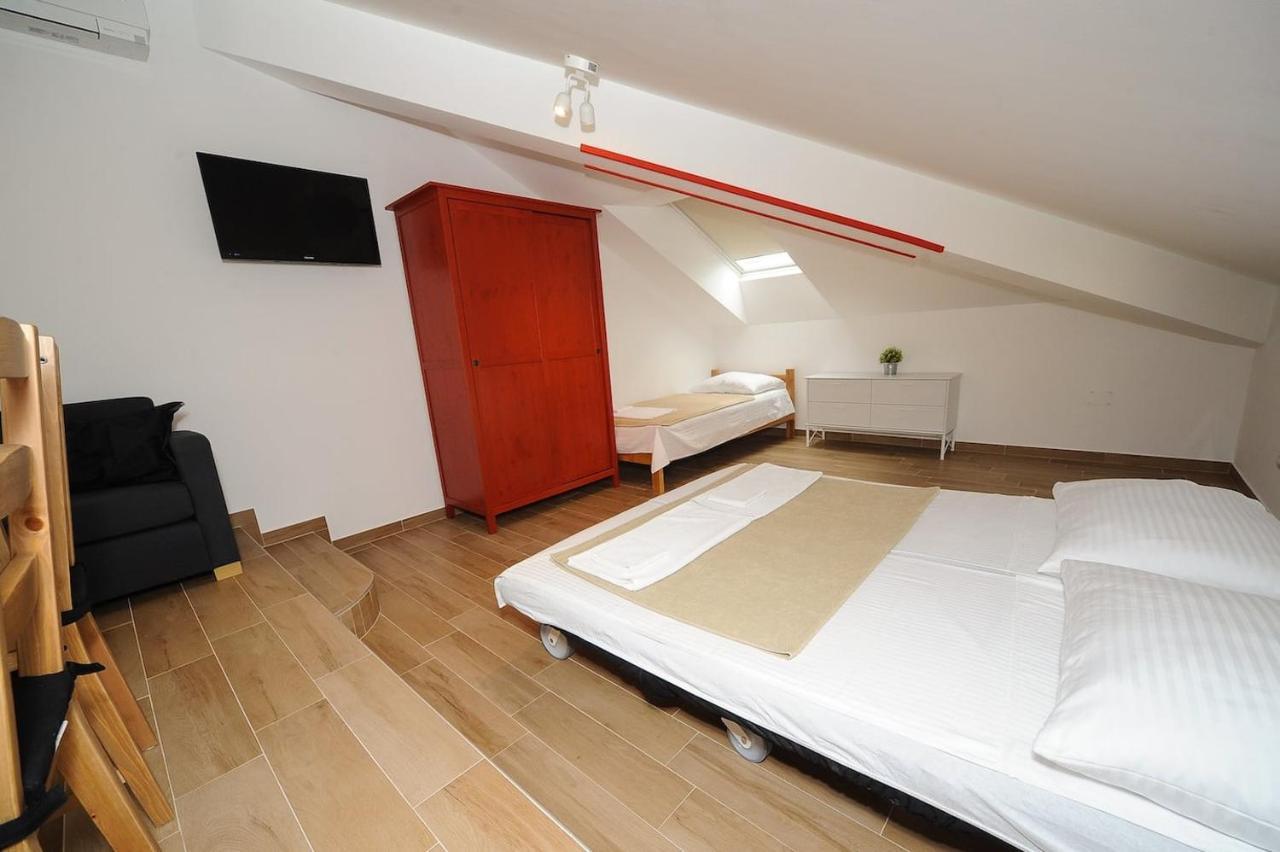 Apartment Avada Novalja Buitenkant foto